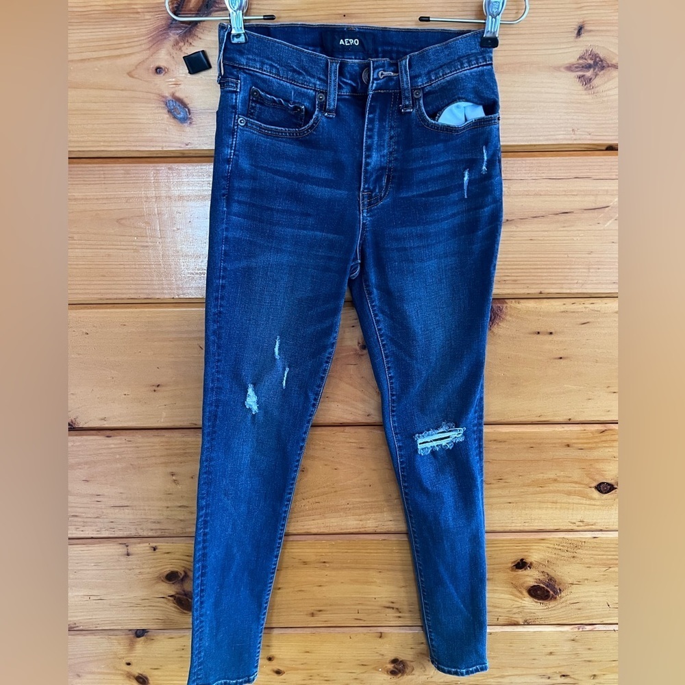 AERO High Rise Women’s Distressed Stretchy Jeans 0